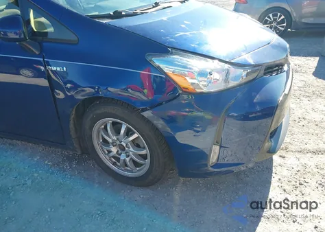 2017 Toyota Prius V Three from USA, damaged, VIN JTDZN3EU4HJ057524